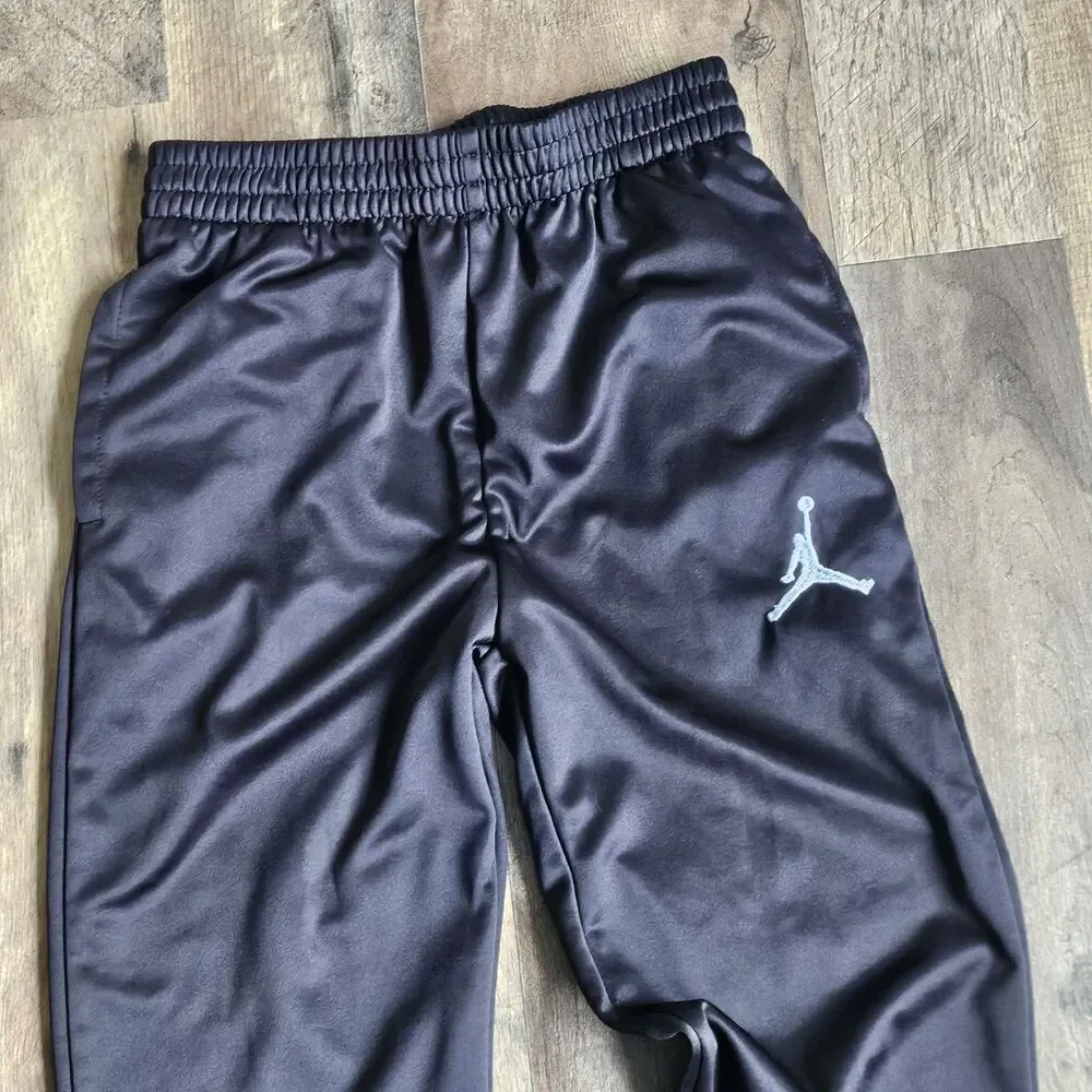Nike Jordan Boys Set Long Sleeve Graphic Tee Black Tracksuit Joggers Large 12-13 - Picture 9 of 9